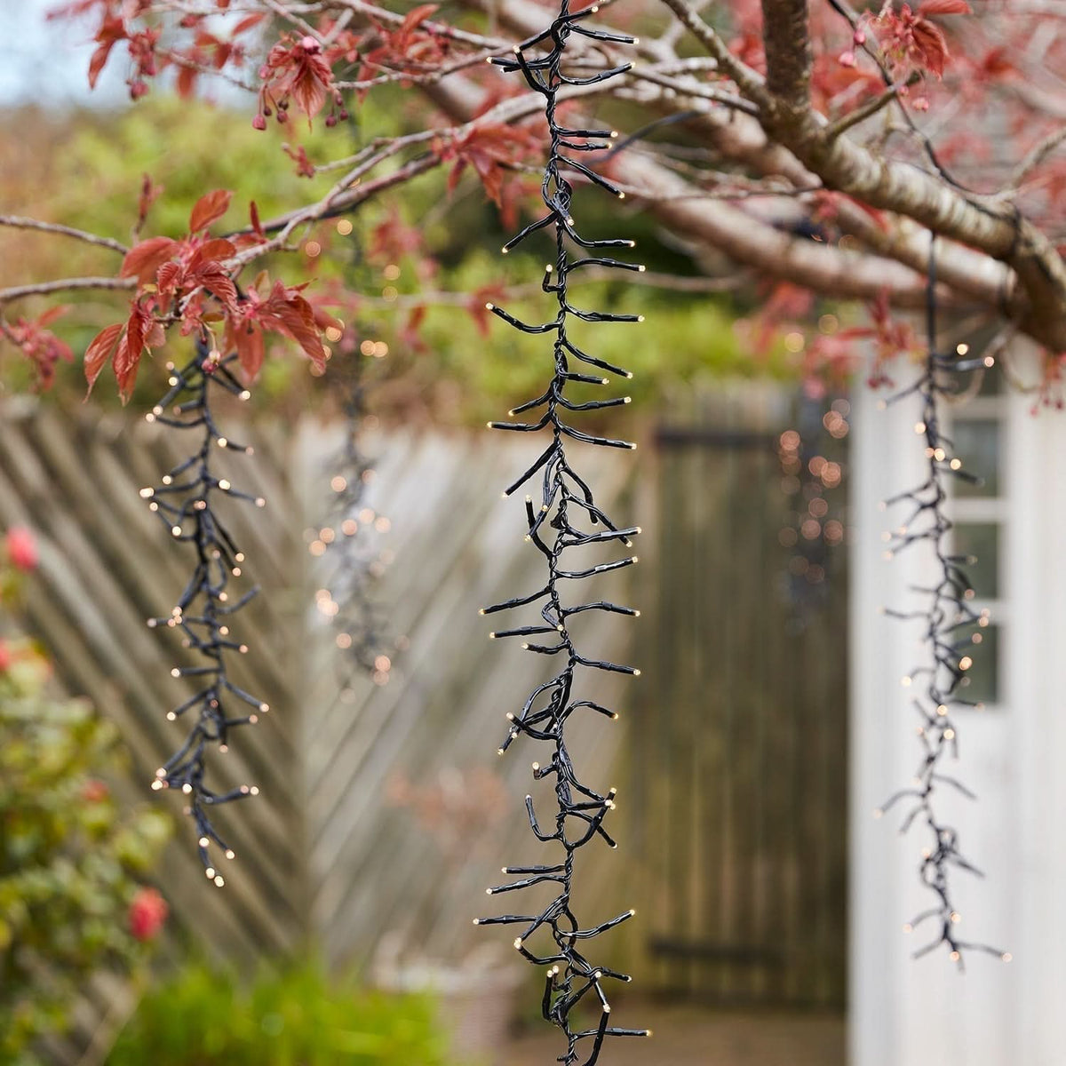 6 Luzes Externas em Cascata…